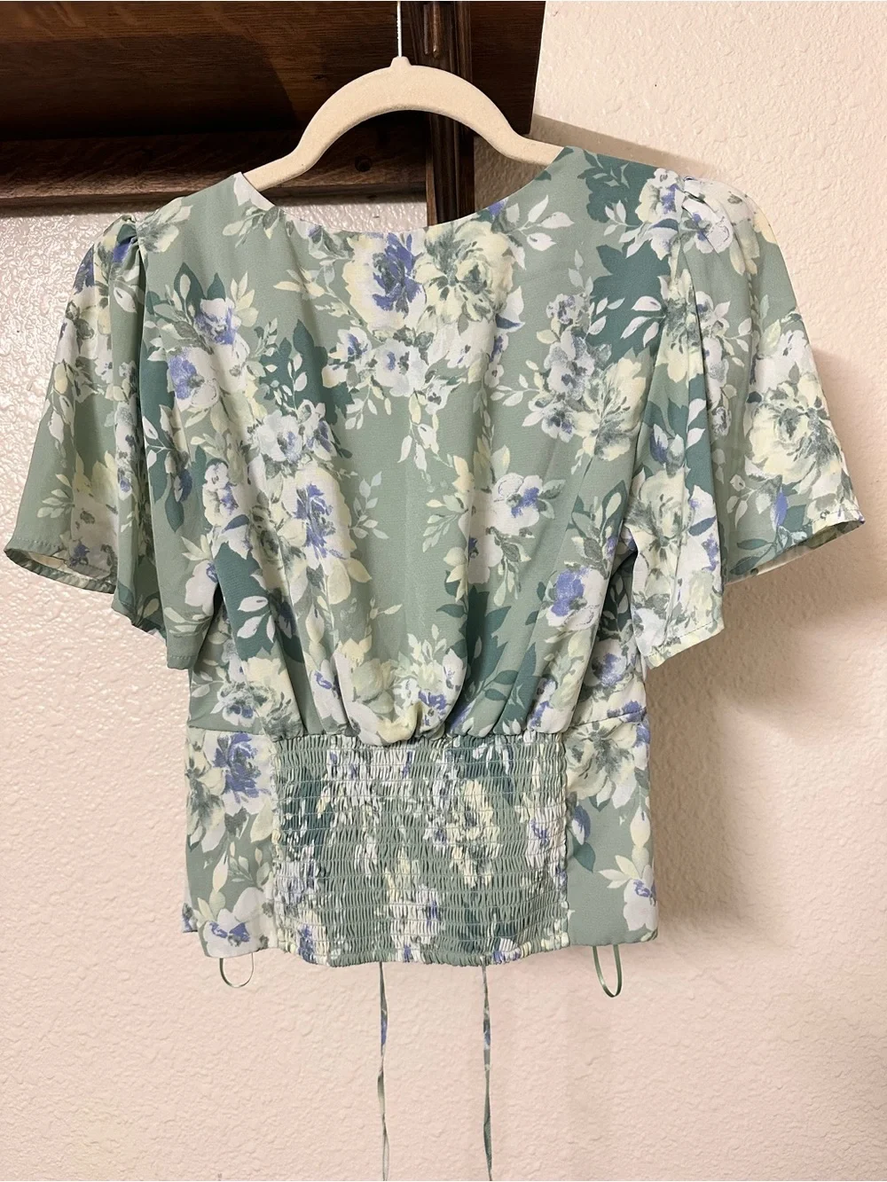 Abercrombie & Fitch Sage Floral V-Neck Tie-Front Blouse